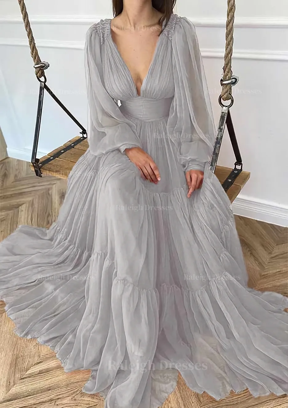 A-line V Neck Full/Long Sleeve Long/Floor-Length Chiffon Prom Dress With Pleated