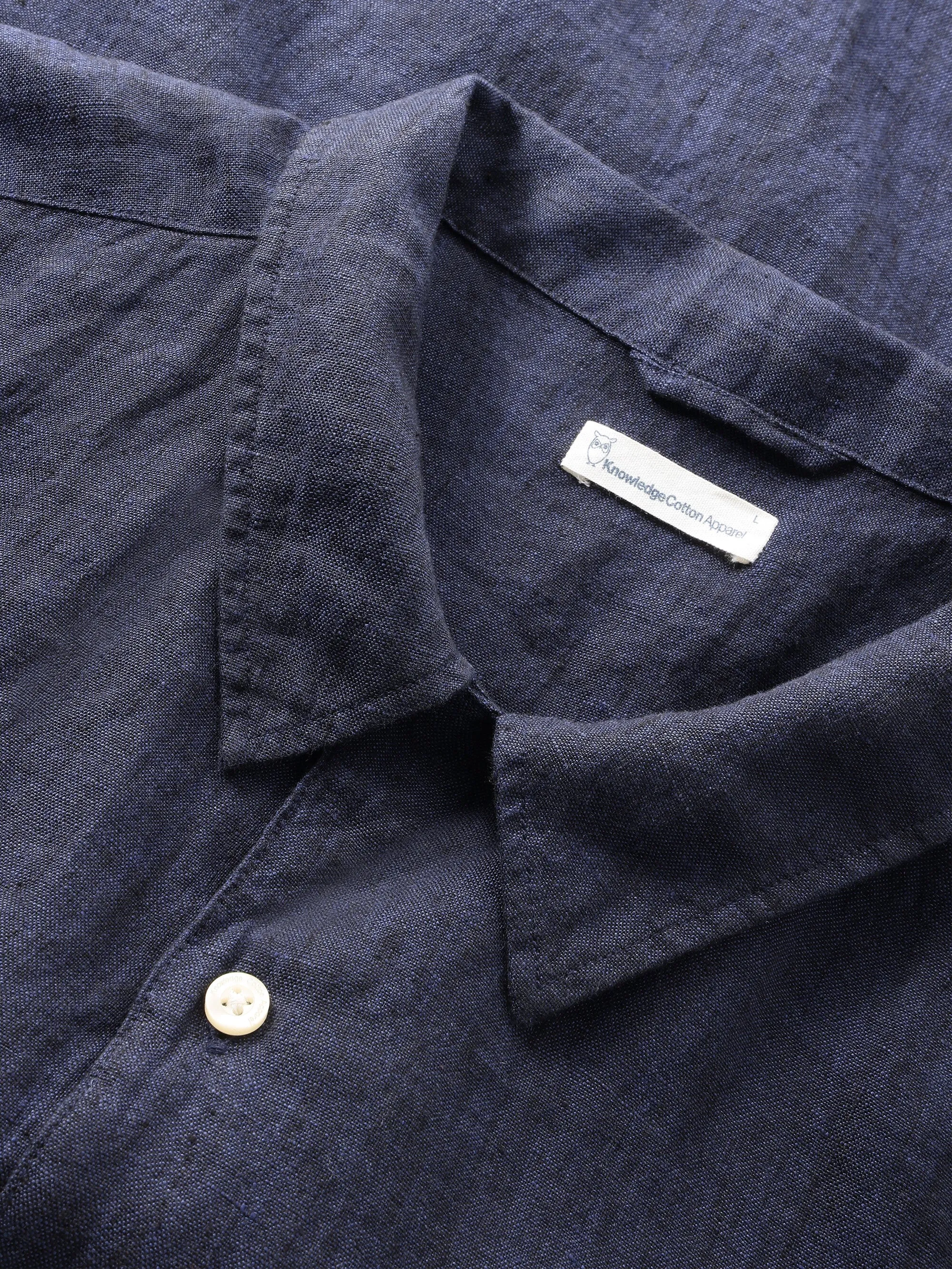 Box fit short sleeved linen shirt - Yarndyed - Total Eclipse