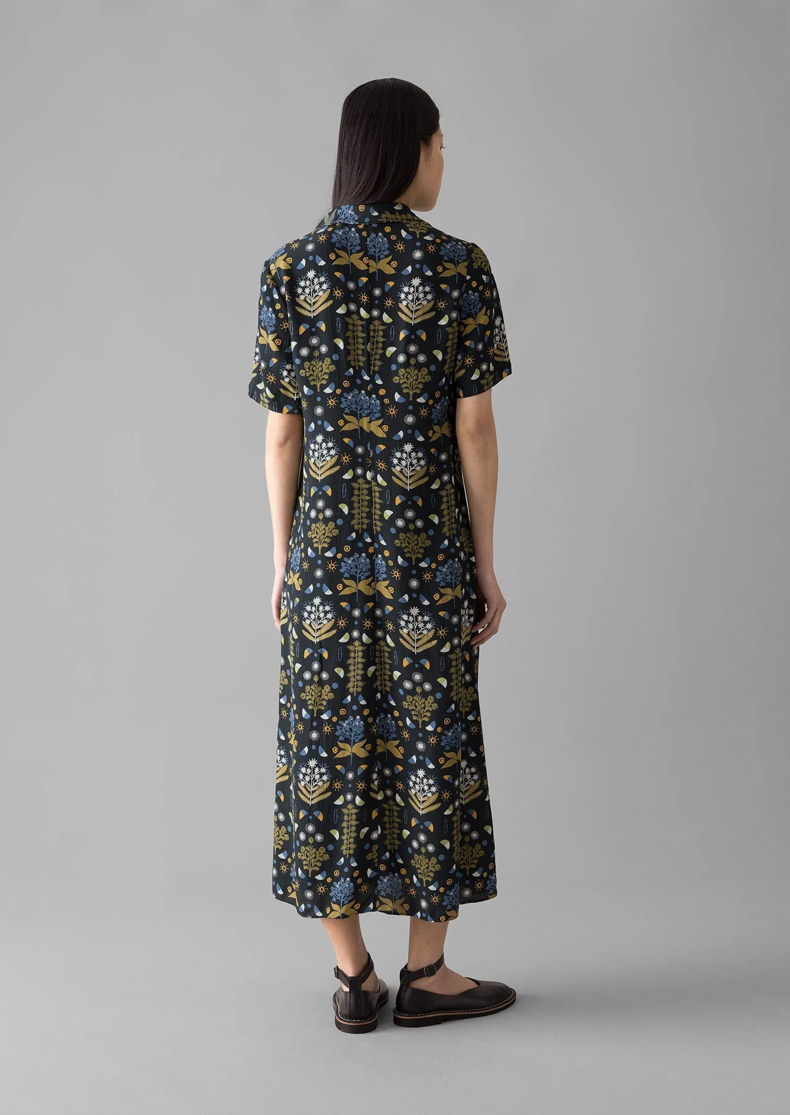 Collector Print Fluid Shirt Dress | Oil Green