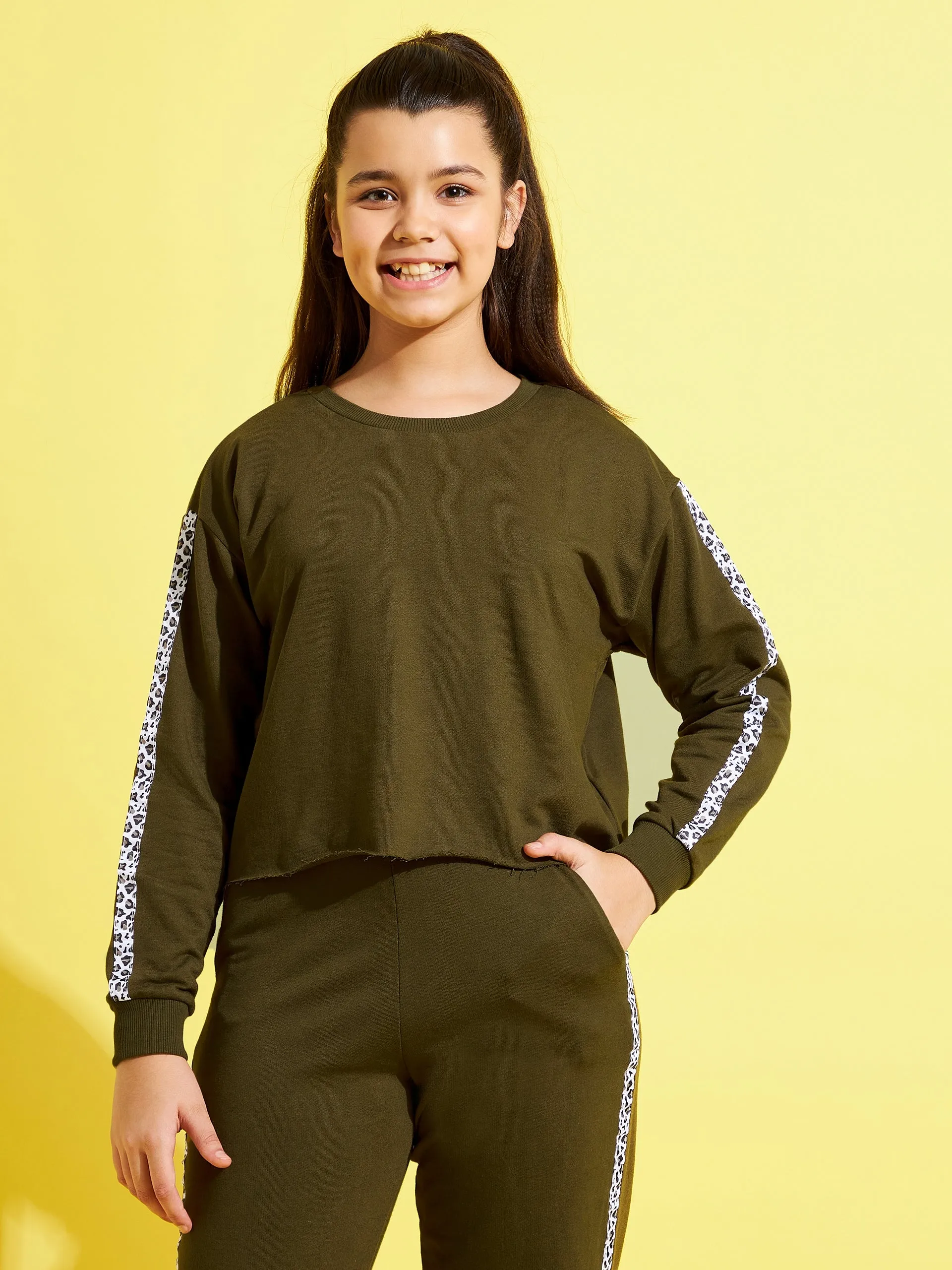 Girls Olive Terry Shoulder Tape Crop Sweatshirt