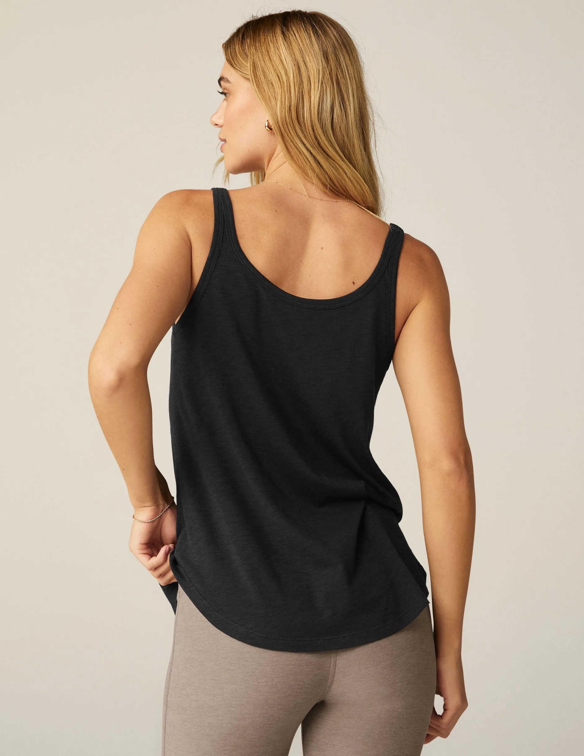 Signature Effortless Tank