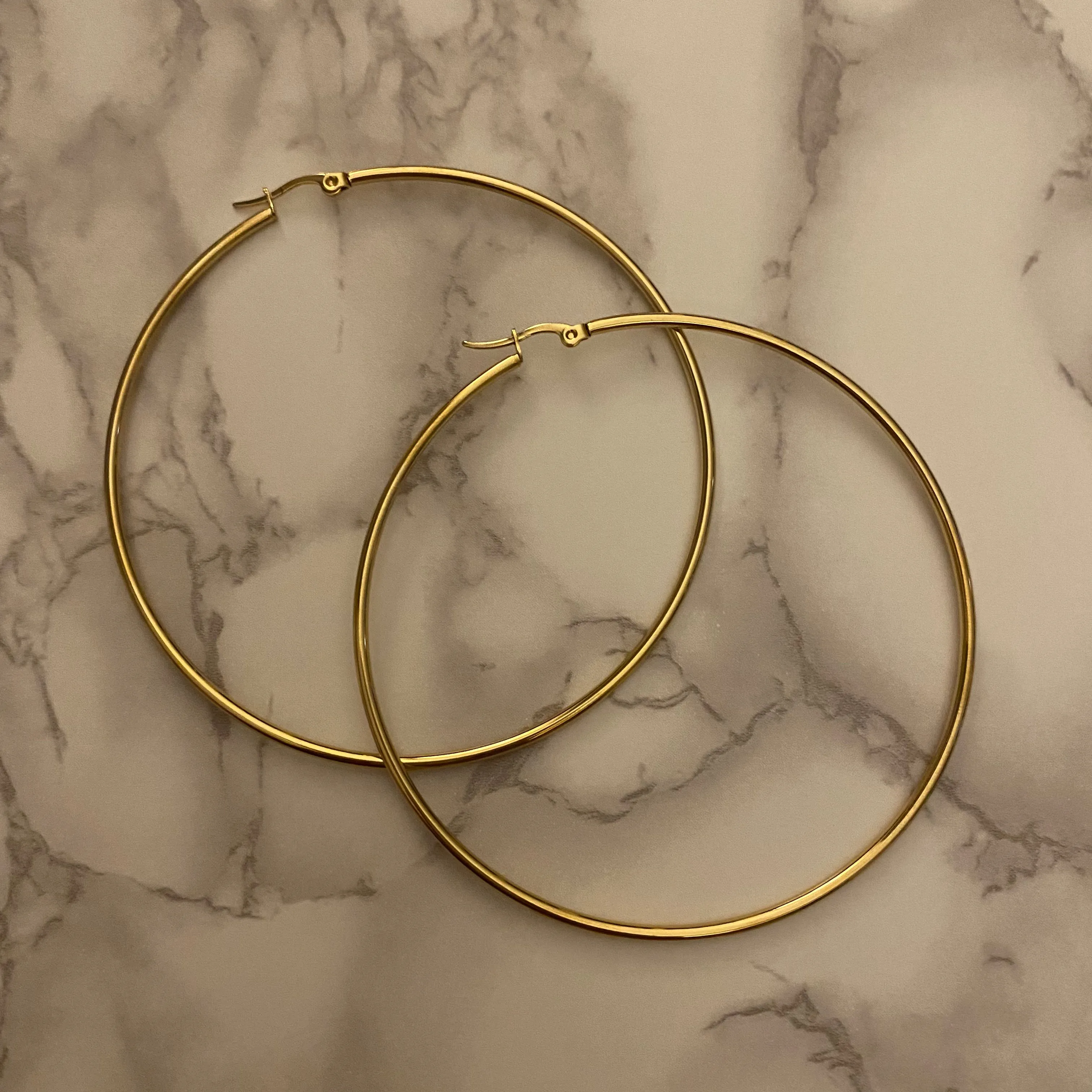 Smooth Thin Gold Hoop Earrings